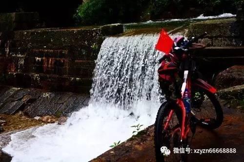 实力足球